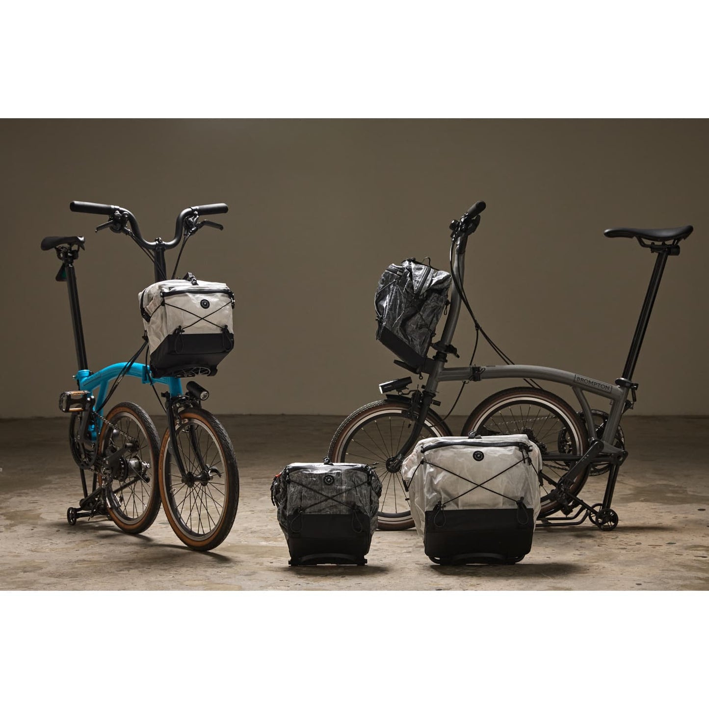Hangang Type-2/Black + frame
